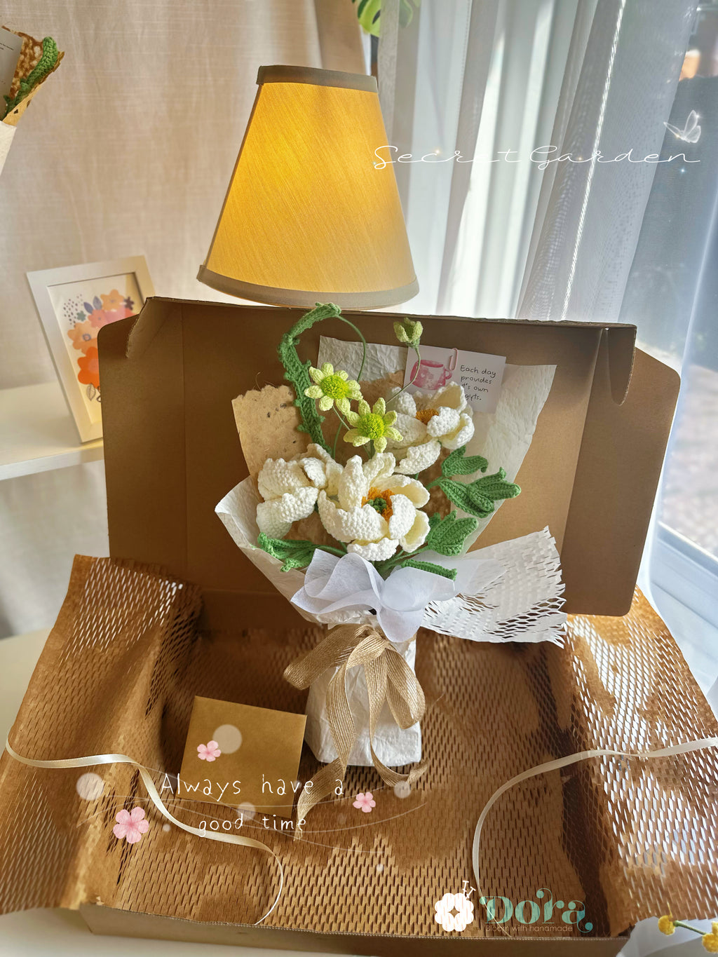 Hand Crocheted White Peonies bouquet. Floral Arrangement for Anniversary, Birthday, Mother's Day, Gift for her, Home decor