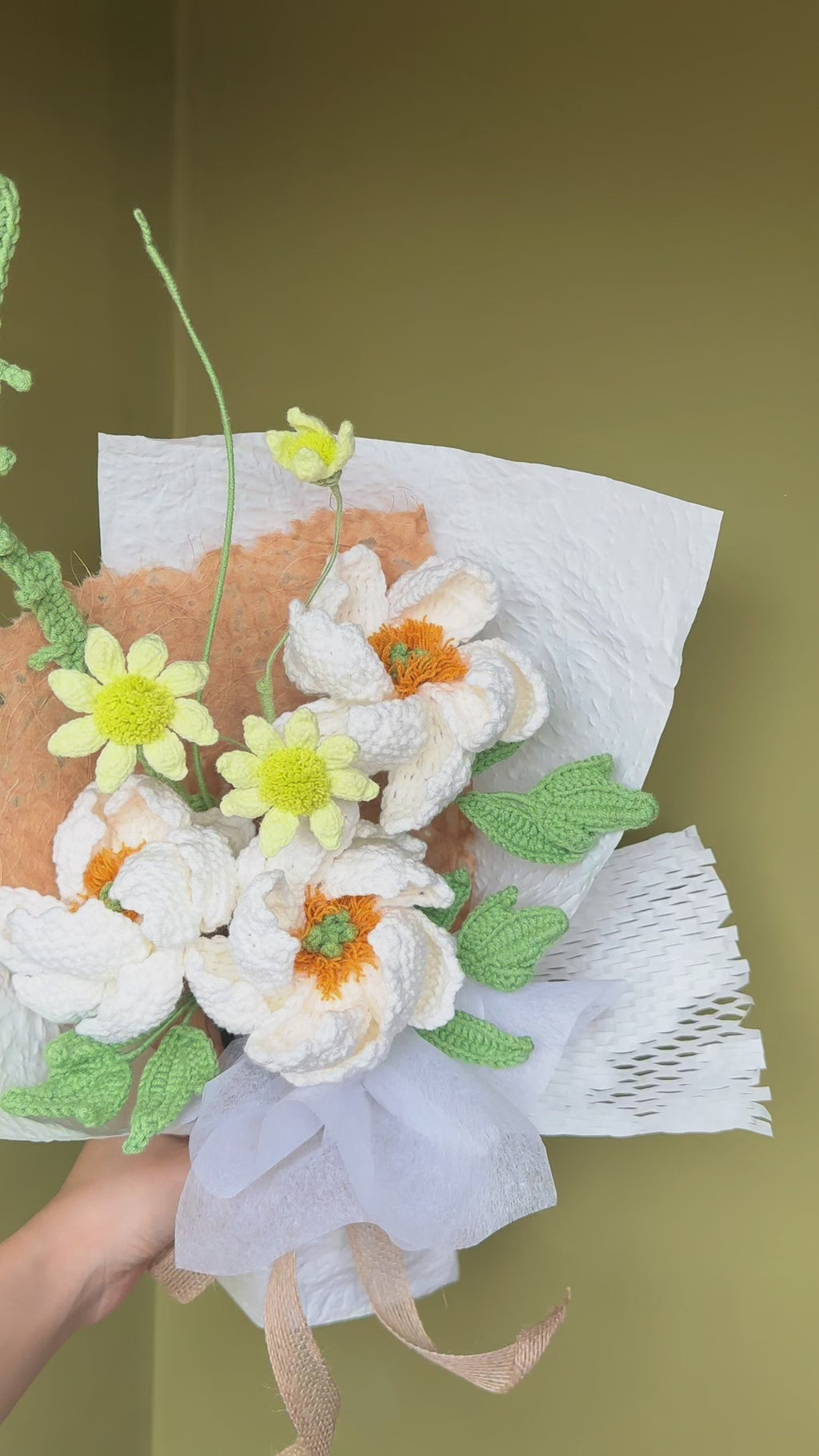 Hand Crocheted White Peonies bouquet. Floral Arrangement for Anniversary, Birthday, Mother's Day, Gift for her, Home decor