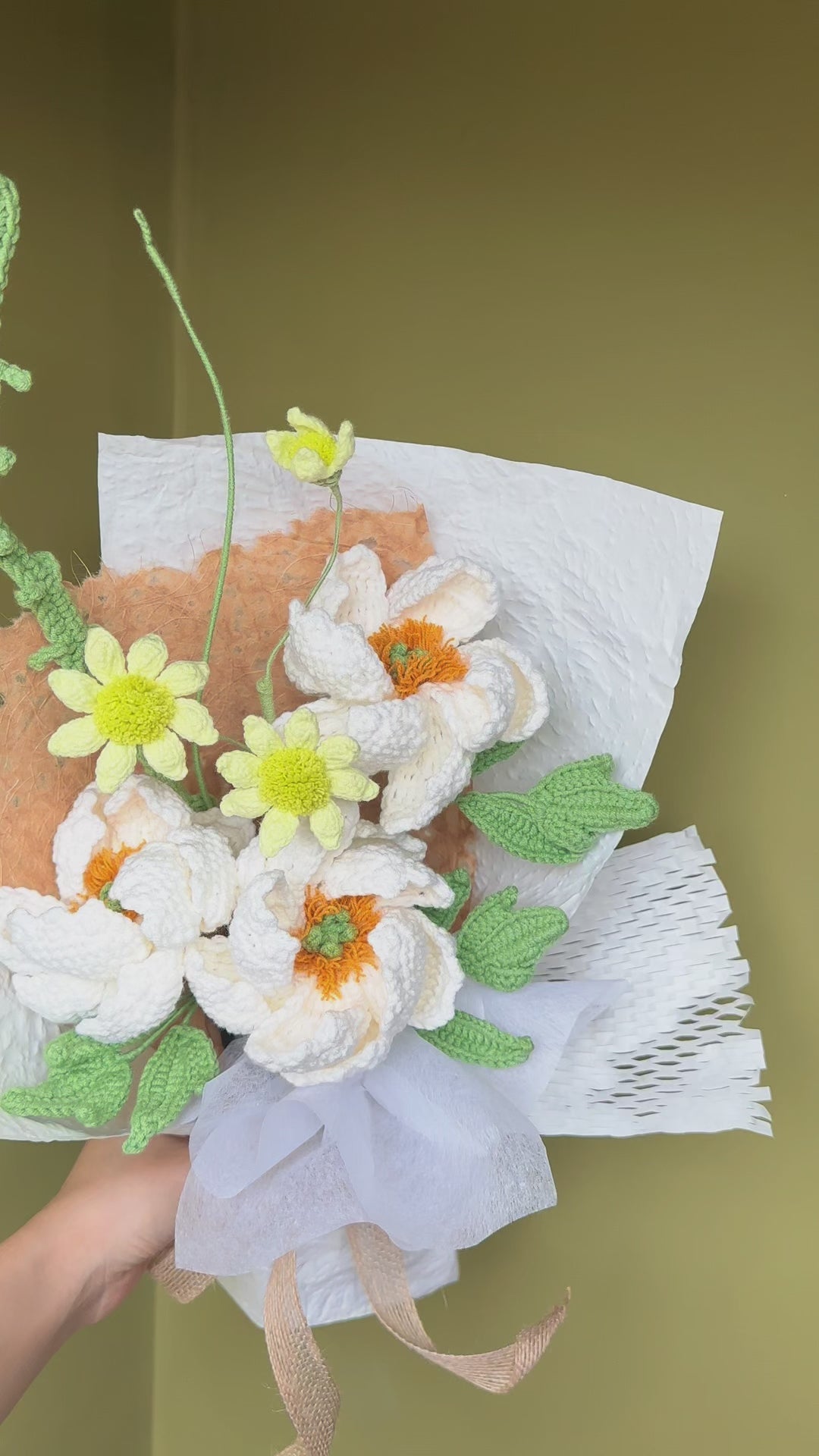 Hand Crocheted White Peonies bouquet. Floral Arrangement for Anniversary, Birthday, Mother's Day, Gift for her, Home decor